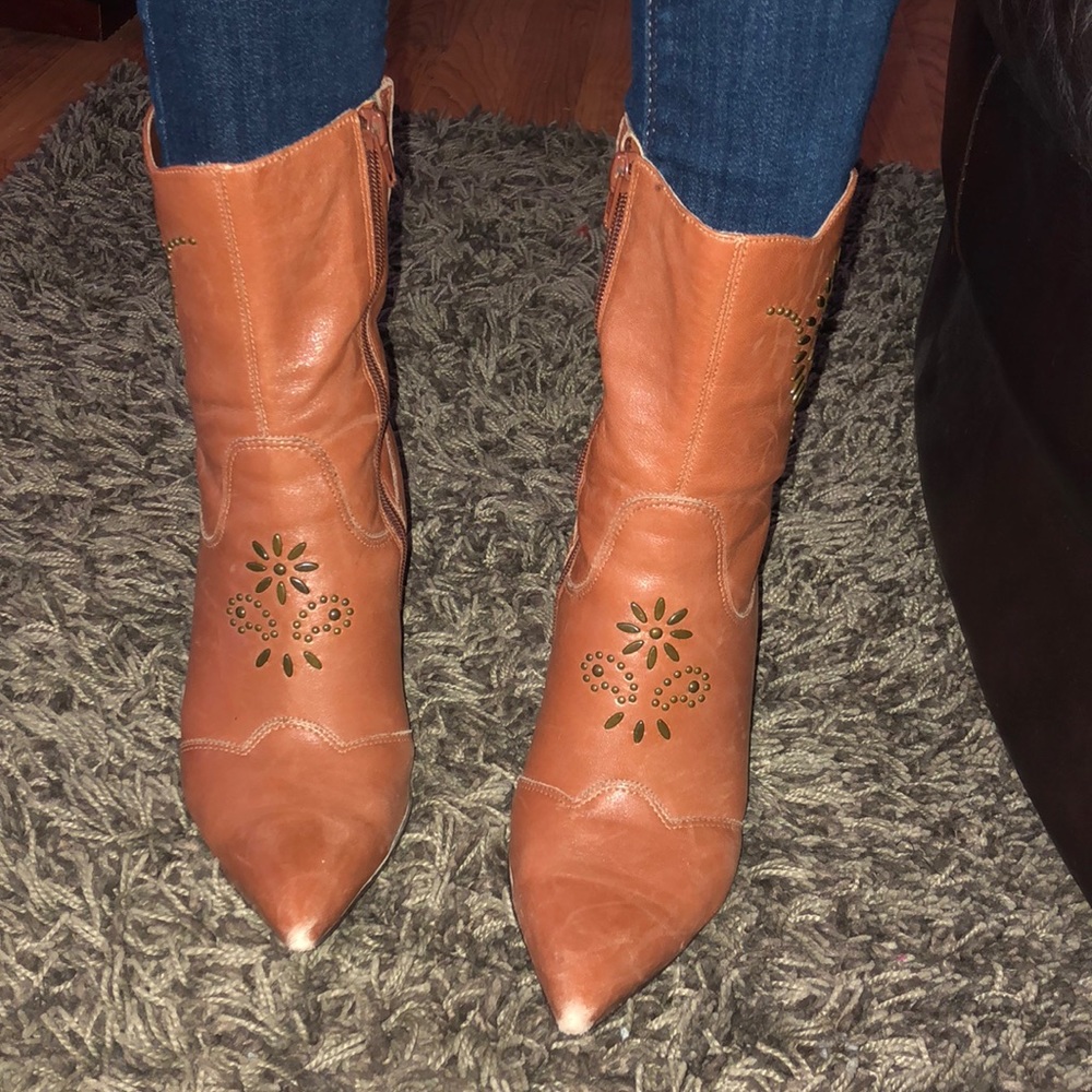 Leather Brown boots